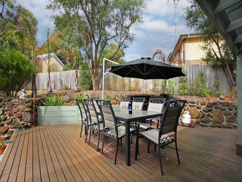 13 Yambill Avenue, Rosebud VIC 3939