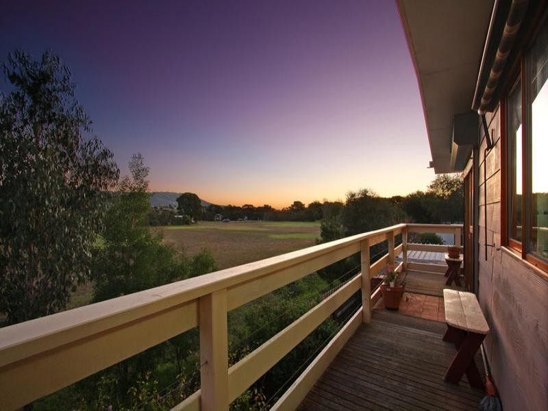 14 Clyde Road, Safety Beach VIC 3936