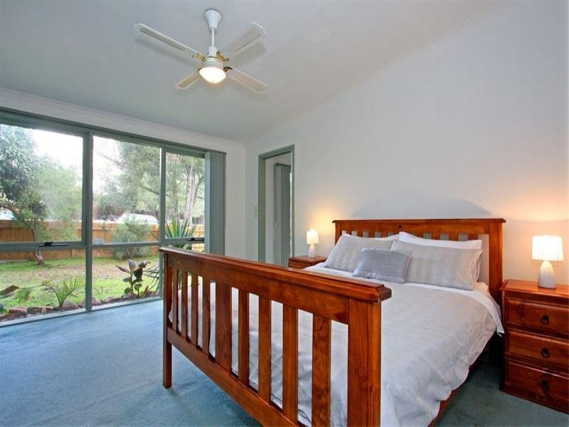 12 Burunda Road, Rosebud VIC 3939