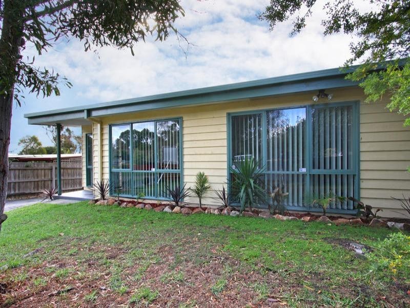 12 Burunda Road, Rosebud VIC 3939