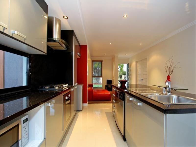 90 Warranilla Avenue, Rosebud VIC 3939