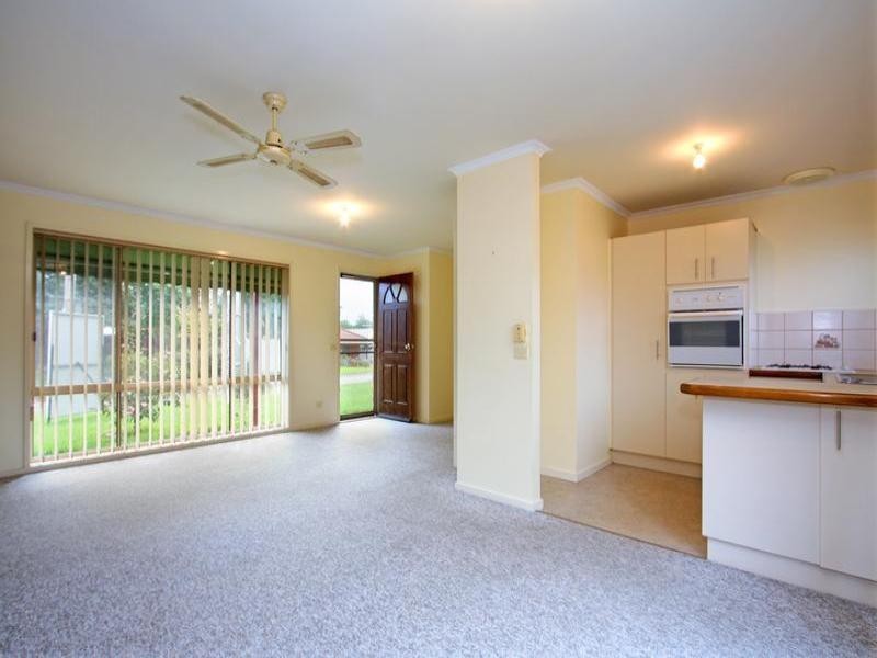 171 First Avenue, Rosebud VIC 3939