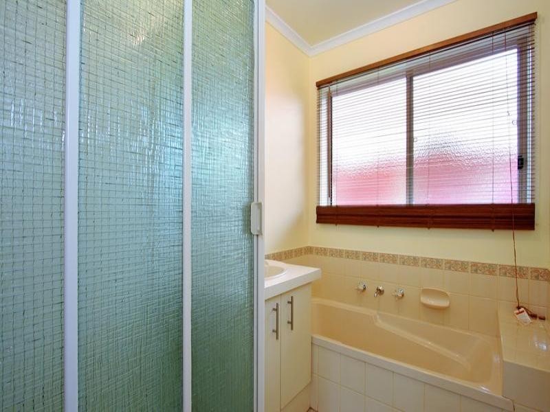 171 First Avenue, Rosebud VIC 3939