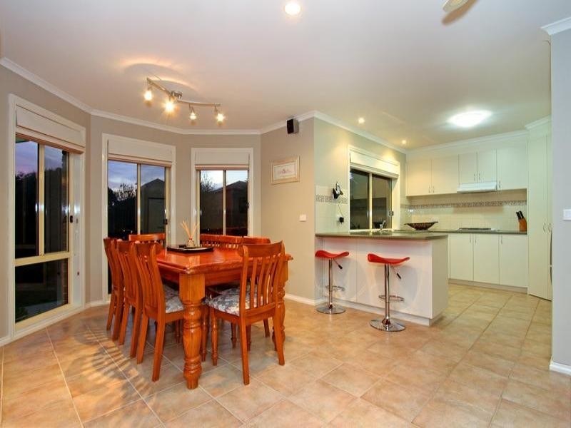 5 Waltham Drive, Mornington VIC 3931