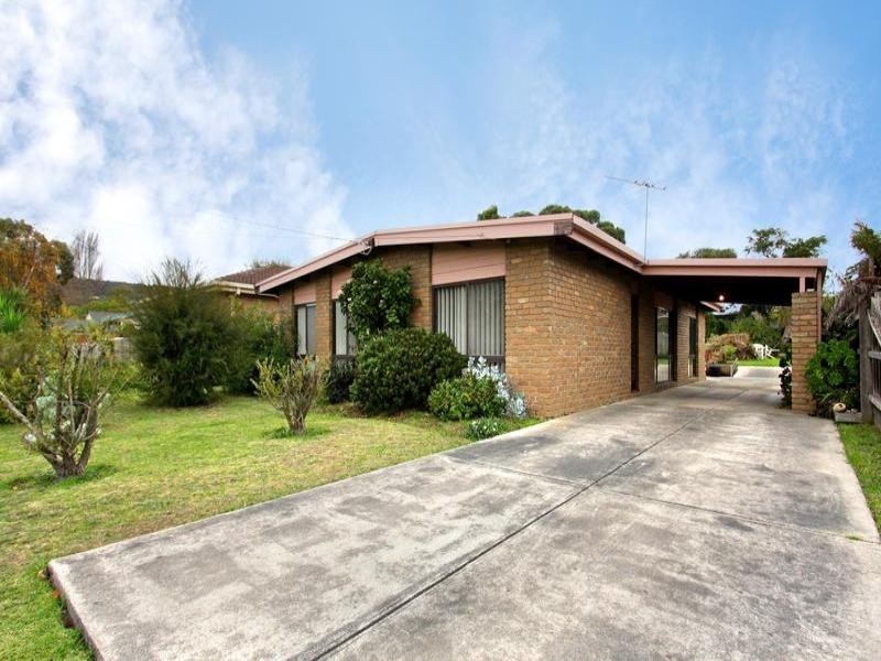 13 Nixon Street, Rosebud VIC 3939