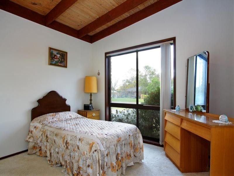 13 Nixon Street, Rosebud VIC 3939