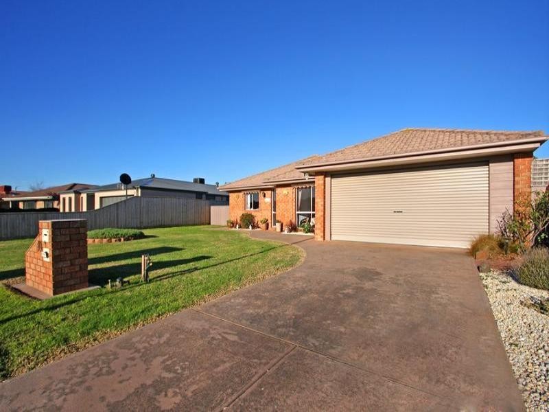 99 Country Club Drive, Safety Beach VIC 3936