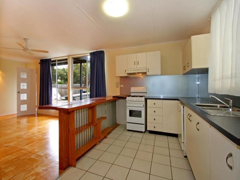 7 Sundew Avenue, Rosebud VIC 3939