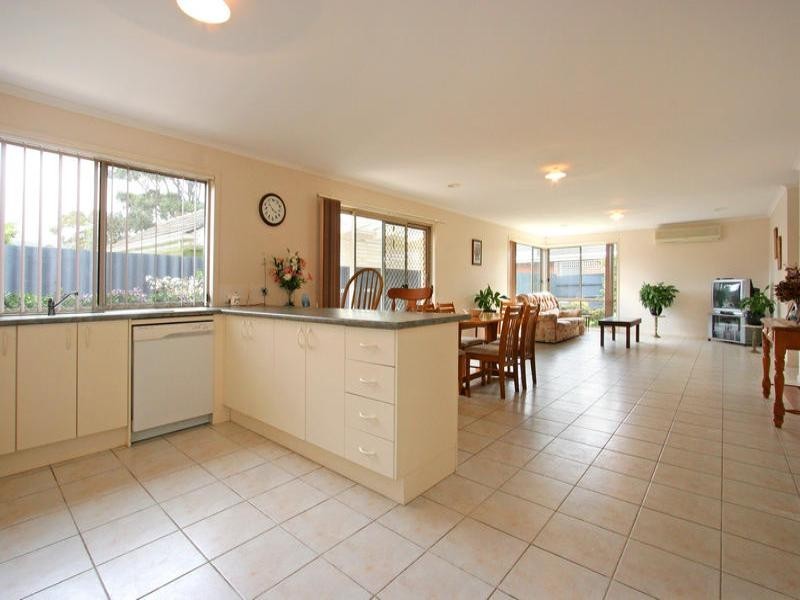 25 McDowell Street, Rosebud VIC 3939