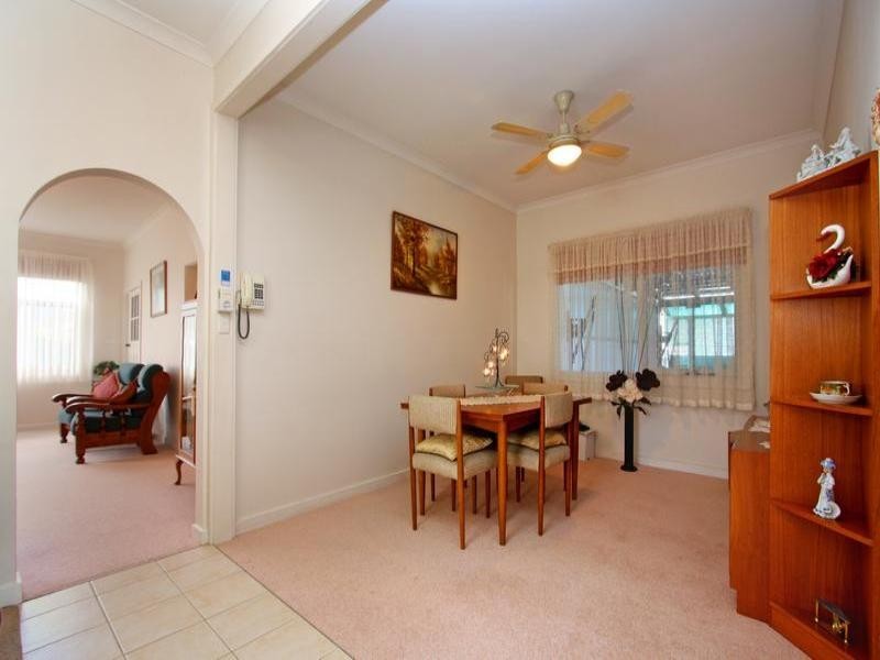 16 Ocean Street, Rosebud VIC 3939