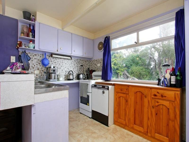 2 Walpole Avenue, Rosebud VIC 3939