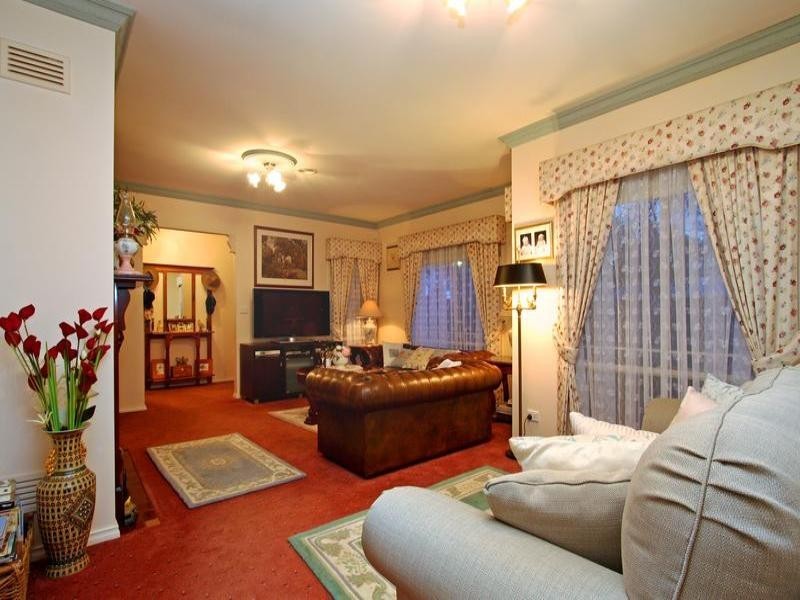 11 Cleek Crescent, Rosebud VIC 3939