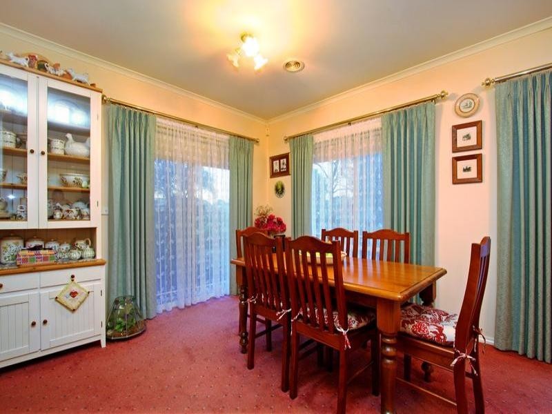 11 Cleek Crescent, Rosebud VIC 3939