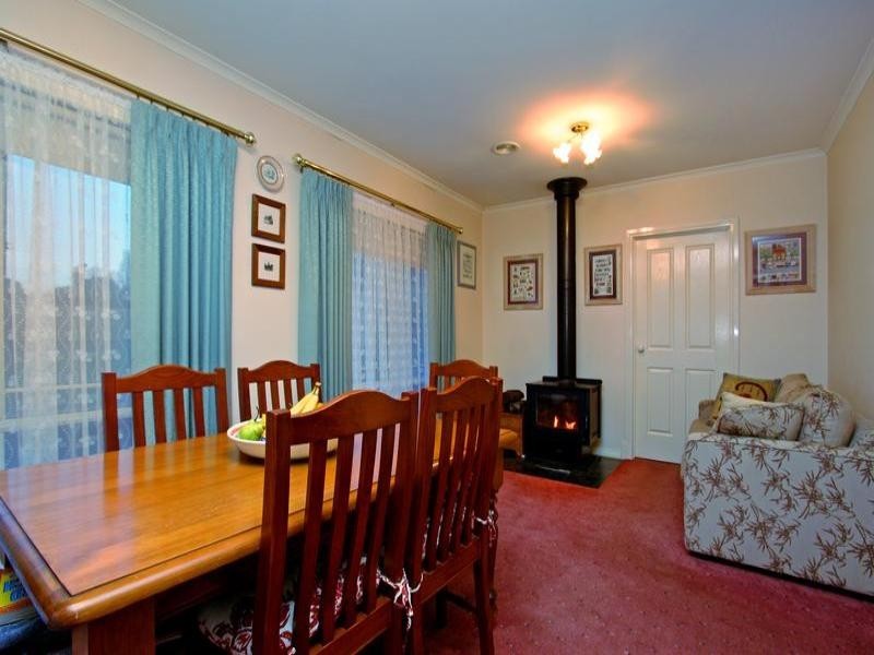 11 Cleek Crescent, Rosebud VIC 3939