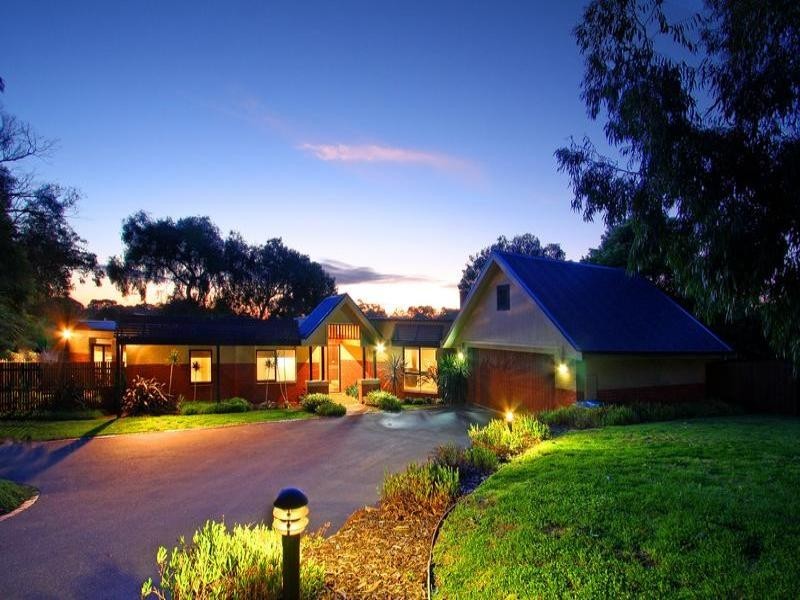 4 Parattah Court, Rosebud VIC 3939