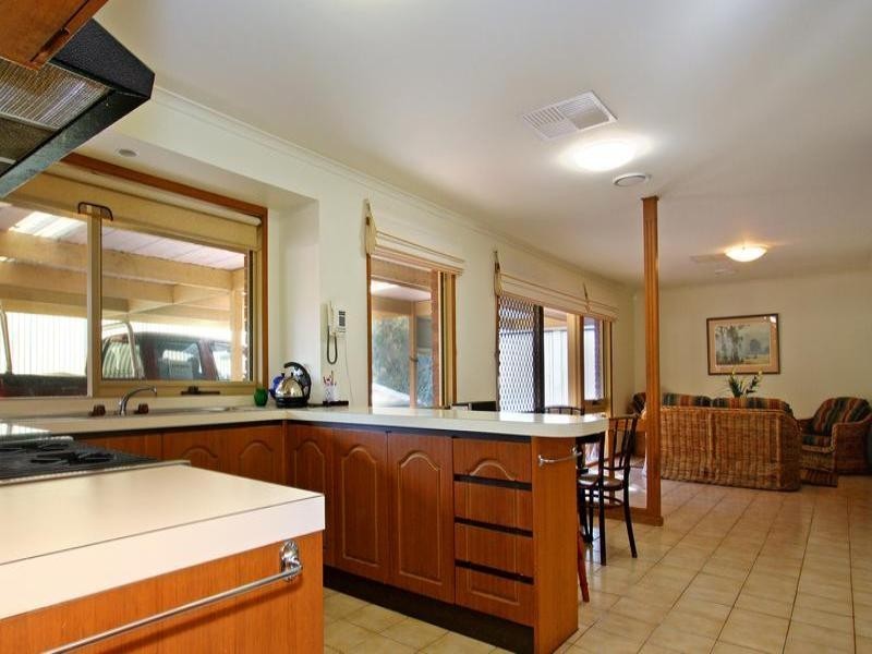 151 Elizabeth Drive, Rosebud VIC 3939