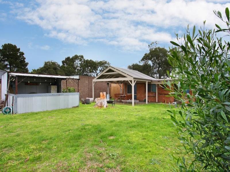 75 Hayes Avenue, Rosebud VIC 3939