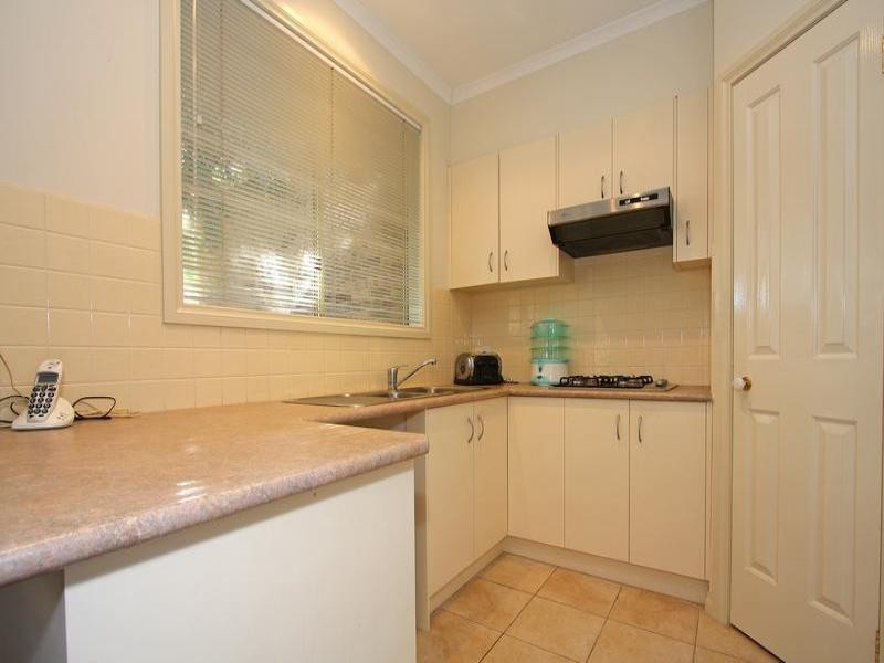 2/15-17 McCombe Street, Rosebud VIC 3939