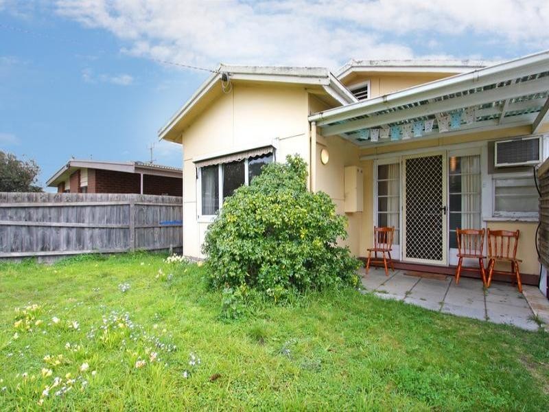 56 Second Avenue, Rosebud VIC 3939