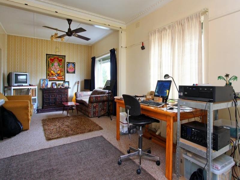 56 Second Avenue, Rosebud VIC 3939