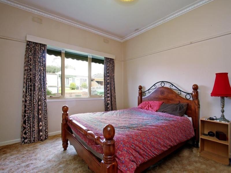56 Second Avenue, Rosebud VIC 3939