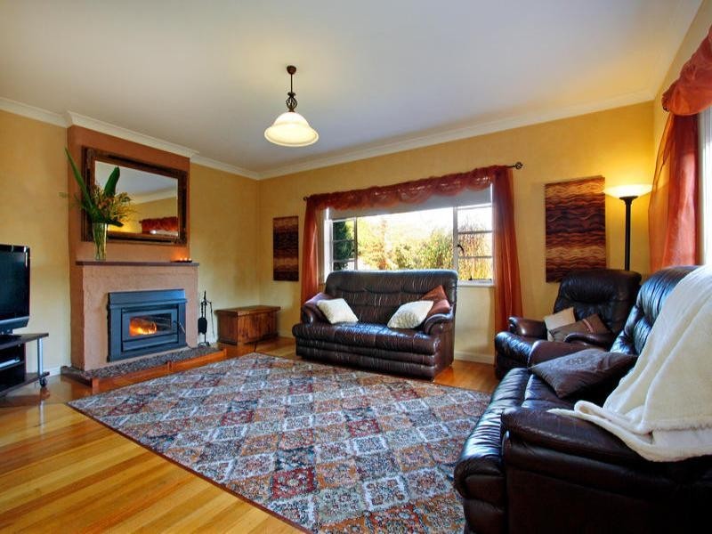 4 Coorabong Avenue, Rosebud VIC 3939