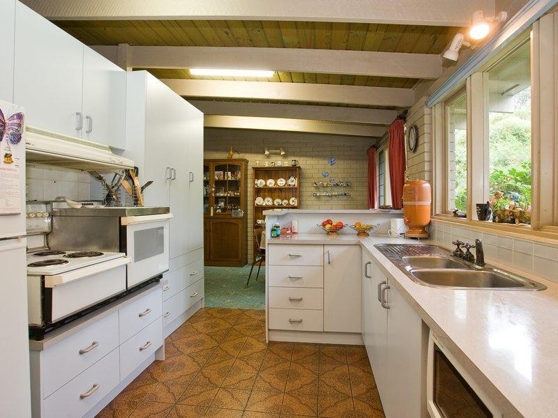 34 Sherwood Avenue, Rosebud VIC 3939