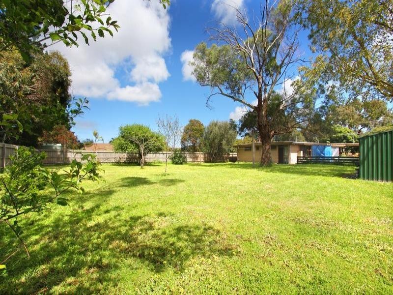 16 Mashie Court, Rosebud VIC 3939