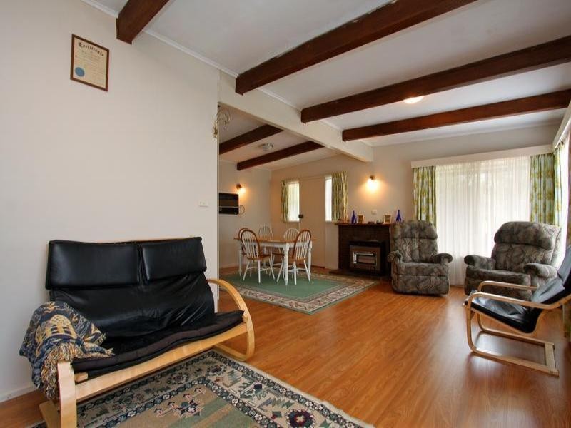 127 First Avenue, Rosebud VIC 3939