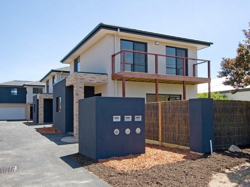 1/28 Broadway, Rosebud VIC 3939