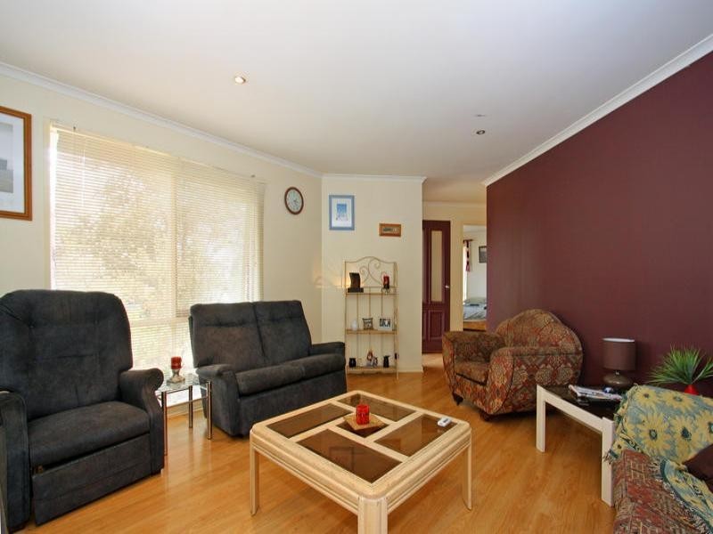 22 Murawa Drive, Rosebud VIC 3939