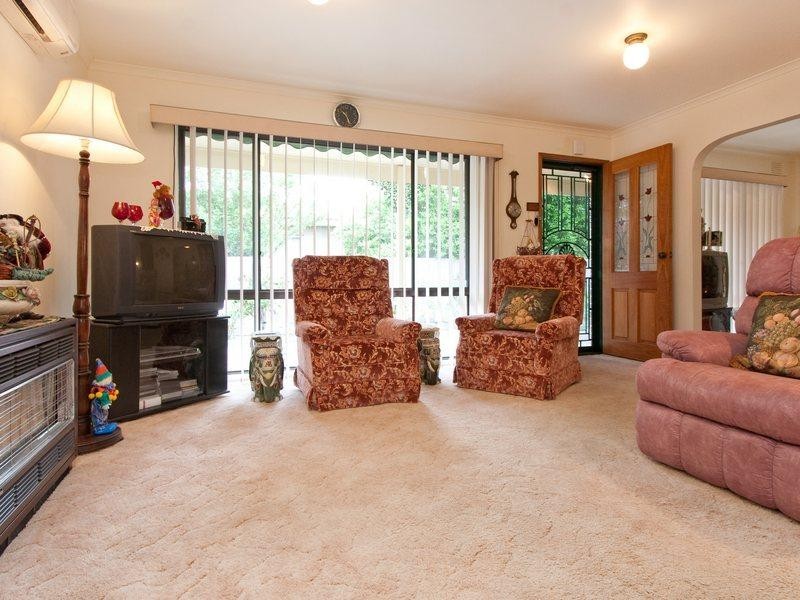 5 Ella Crescent, Rosebud VIC 3939