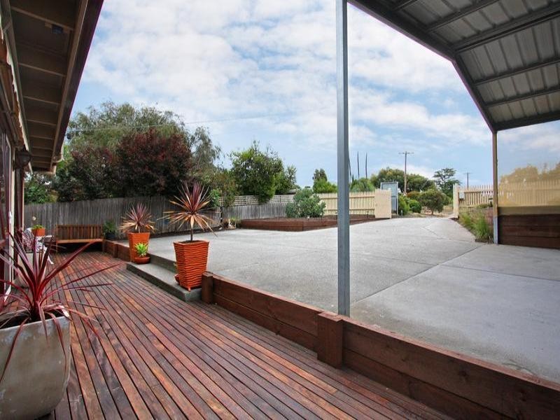 9 Plantation Drive, Rosebud VIC 3939