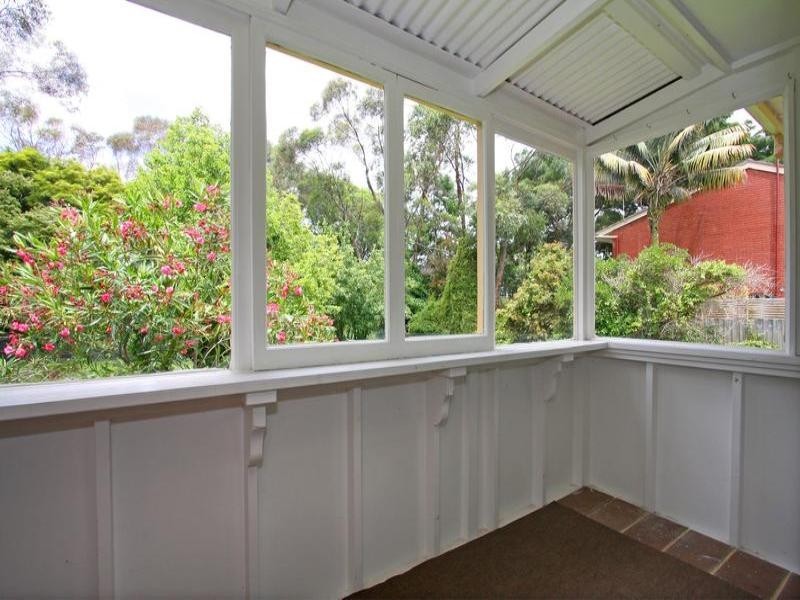 33 Cootamundra Avenue, Rosebud VIC 3939