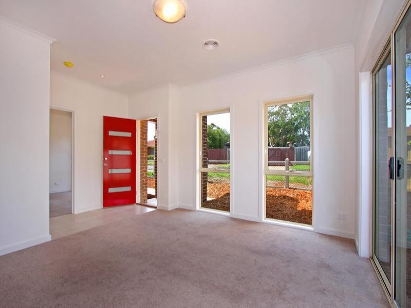 72 Woonton Avenue, Rosebud VIC 3939