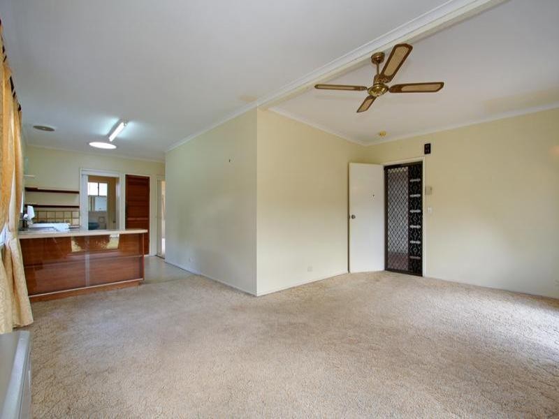 136 Second Avenue, Rosebud VIC 3939