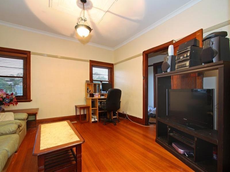 2 Tarwarri Avenue, Rosebud VIC 3939