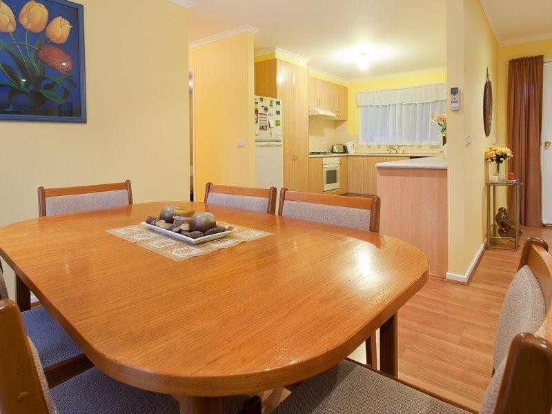 18 Bellbangra Avenue, Rosebud VIC 3939