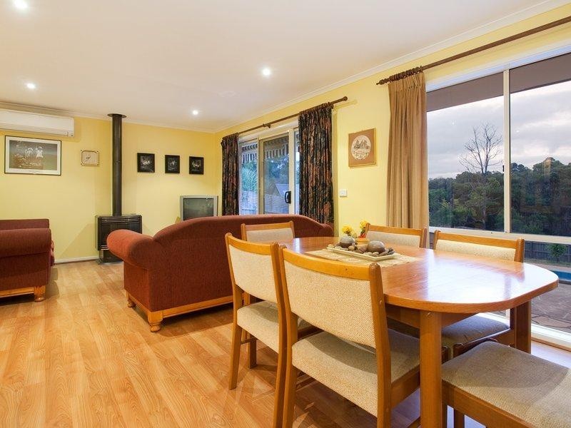 18 Bellbangra Avenue, Rosebud VIC 3939