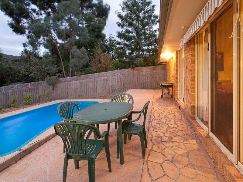 18 Bellbangra Avenue, Rosebud VIC 3939