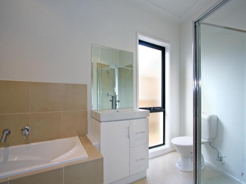 3/50 Warranilla Avenue, Rosebud VIC 3939