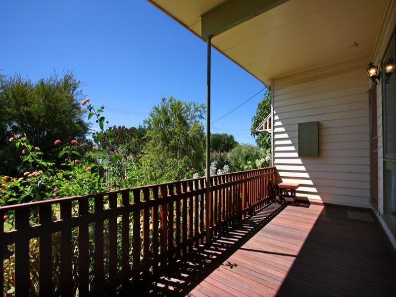 17 Watson Avenue, Dromana VIC 3936