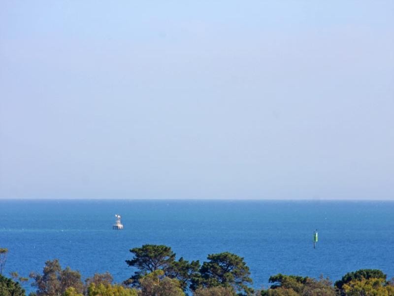 16 Chunar Grove, Mccrae VIC 3938