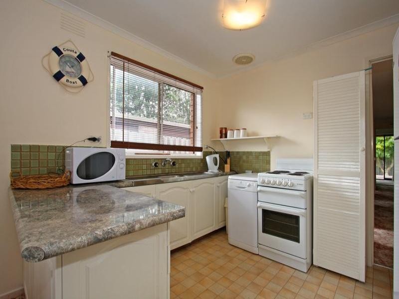 135 Spray Street, Rosebud VIC 3939