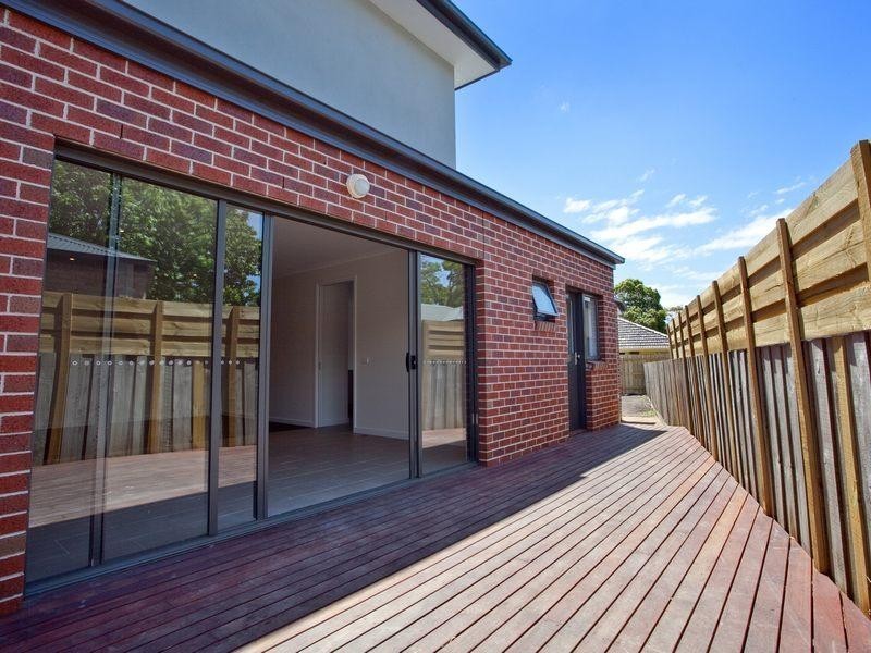 8 Wilfred Street, Rosebud VIC 3939