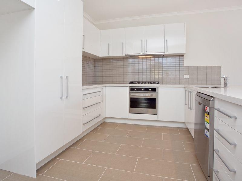 8 Wilfred Street, Rosebud VIC 3939