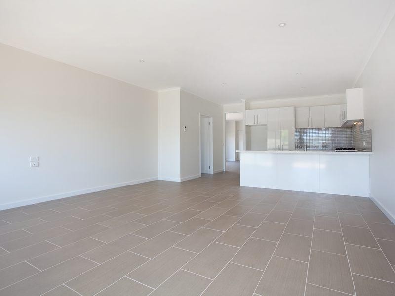 8 Wilfred Street, Rosebud VIC 3939