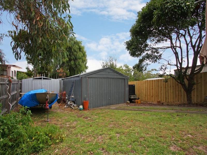 56 Sixth Avenue, Rosebud VIC 3939