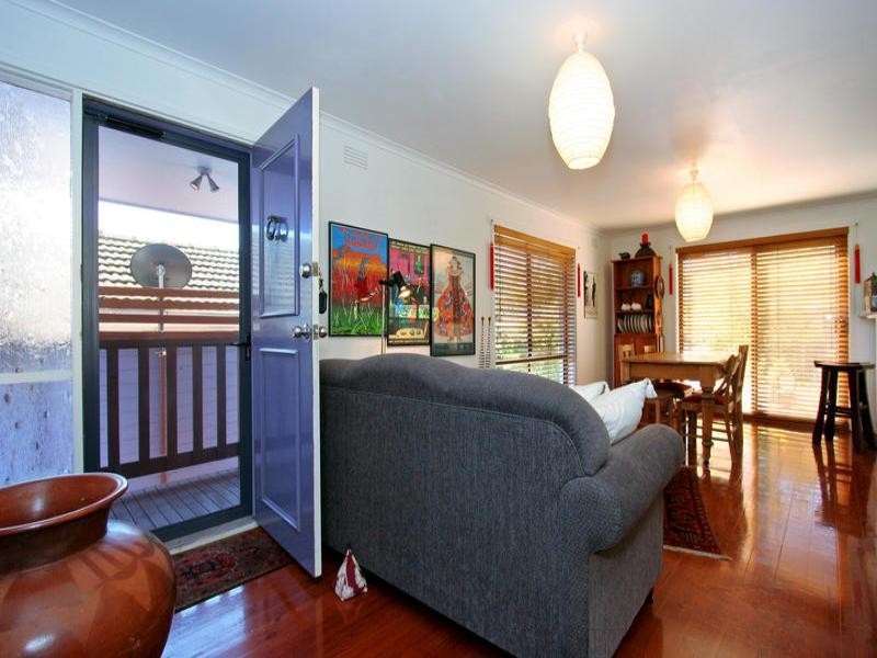 16 Seventh Avenue, Rosebud VIC 3939