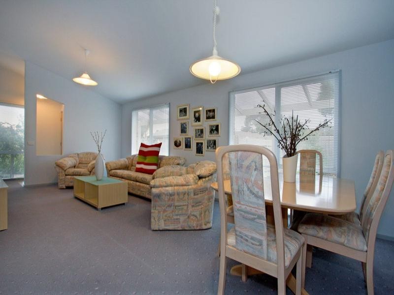 18 Comet Court, Rosebud VIC 3939